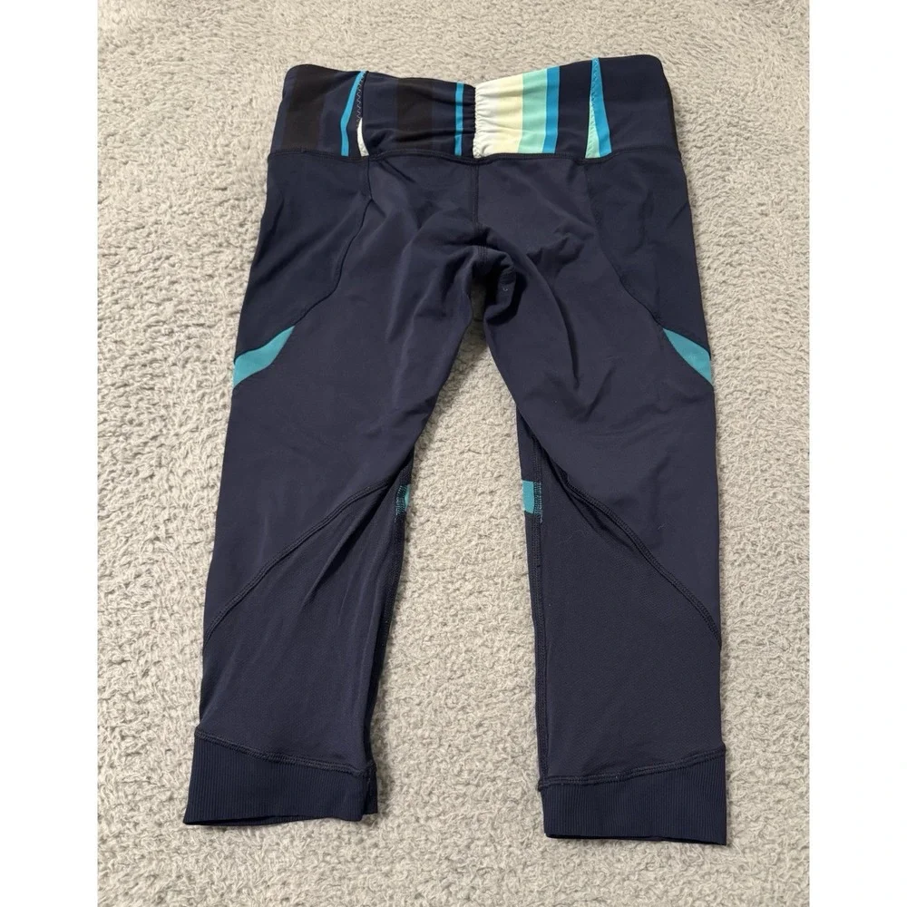 Lululemon Core Kicker‎ Crop Leggings 4 Workout Yoga Gym - Picture 8 of 9